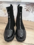 боти, снимка 1