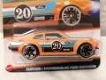 Hot Wheels Neon Speeders 26 Chevrolet, Dodge, Honda, Volvo, Ford и Corvette, снимка 3