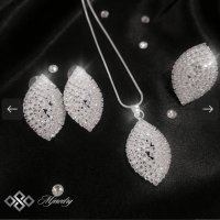 КОМПЛЕКТ LARISSA / Луксозен дамски комплект бижута с кристали от 2 части “Larissa” – колие с обеци/ , снимка 3 - Колиета, медальони, синджири - 41874820