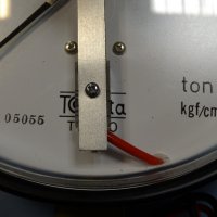 ел. контактен манометър Tomita pressure gauge 0-700 bar , снимка 5 - Резервни части за машини - 38990283