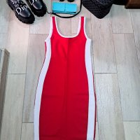 Червена дамска рокля средно дълга , снимка 1 - Рокли - 30588043