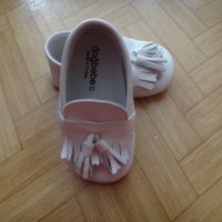 Официални бебешки бели обувки от естествена кожа, 19 номер, подходящи за кръщенка/кръщене, снимка 4 - Бебешки обувки - 39127459