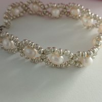 Гривна с естествени перли , снимка 1 - Гривни - 44388265