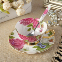 Чаши за кафе и чай с цветя - костен порцелан, снимка 8 - Подаръци за жени - 35121314