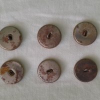 Ретро военни копчета, снимка 2 - Антикварни и старинни предмети - 44708841