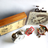 Стари часовници, снимка 3 - Антикварни и старинни предмети - 44742398