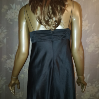 Черна сатенена рокля до коляното ХС,С, снимка 6 - Рокли - 36242394