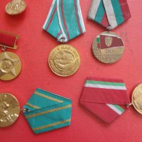 Български медал орден Лот медали ордени , снимка 4 - Колекции - 42209007