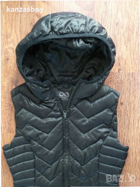 be by blanc noir - страхотен дамски елек 100% пух, снимка 1