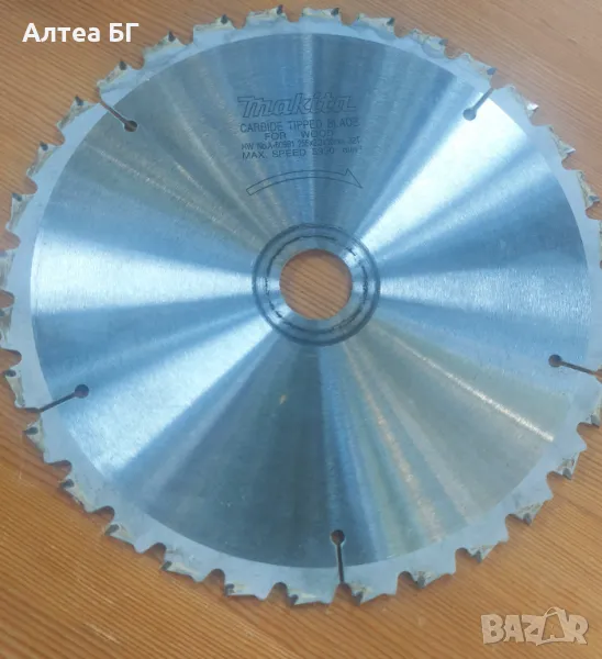 Циркулярен трион Makita, снимка 1