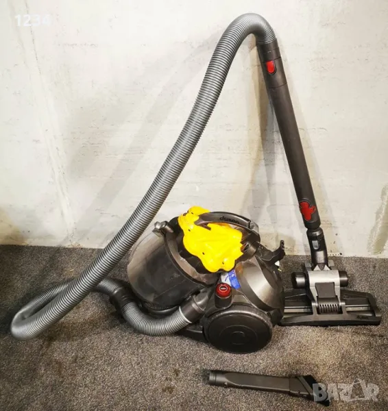 Прахосмукачка DYSON DC-19 1400W работи безупречно, снимка 1