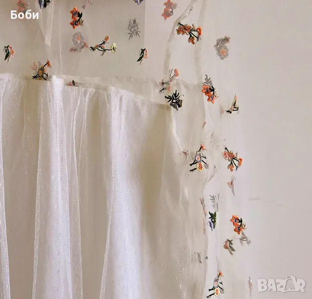 Блуза с прозрачни ръкави и бродерия на цветя, снимка 1