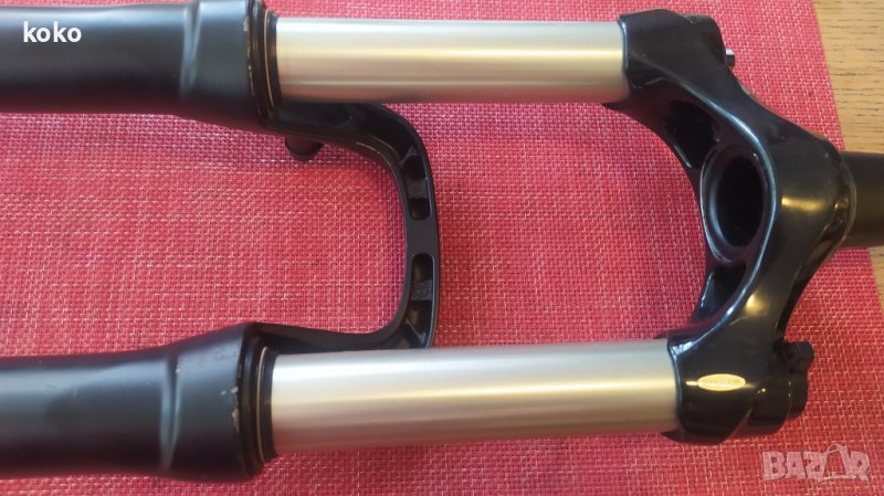 Вилка въздушна RST First 27.5, снимка 1