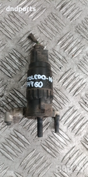 Помпичка чистачки Seat Toledo 1.6TDI 2016г.	, снимка 1