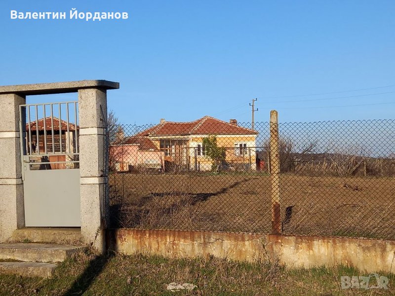 Къща в с.Научене , снимка 1