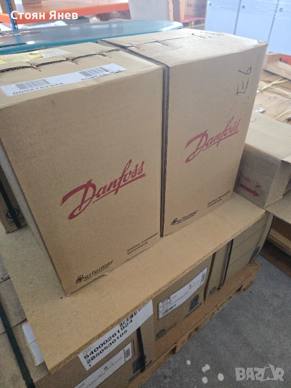 Хладилен компресор Danfoss VFZ044TGNE9 - 120G0071 - нов, снимка 1
