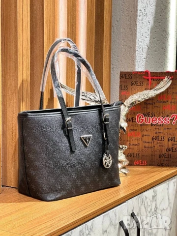 чанти guess , снимка 6 - Чанти - 51329528