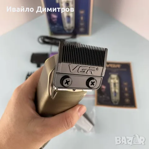 АКУМУЛАТОРЕН ТРИМЕР, VGR V-005, MЕТАЛЕН КОРПУС, 8 ПРИСТАВКИ, снимка 3 - Машинки за подстригване - 56103192