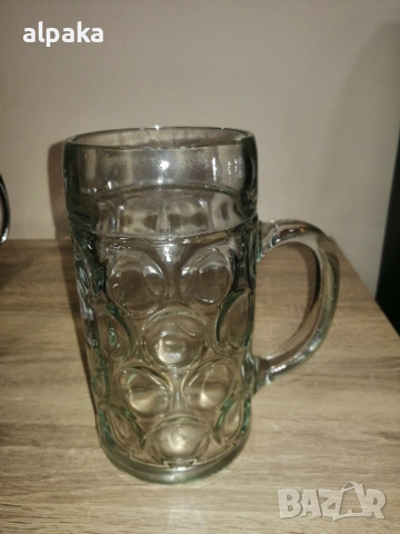 Продавам две маркови халби за бира 0,5 и 1,0 литър, снимка 4 - Чаши - 53698879