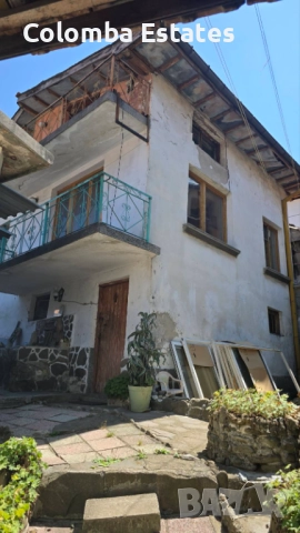 Двуетажна масивна къща с 1/2 дк двор в гр. Смолян, снимка 9 - Къщи - 51523427