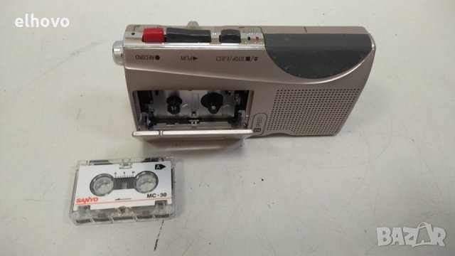 Sanyo microcassette recorder TRC-530M, снимка 3 - Други - 34691726