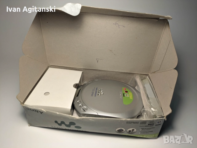 Sony Walkman D-E221 с кутия и всичко налично, снимка 4 - Аудиосистеми - 52941067