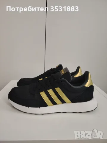 Дамски маратонки Adidas, снимка 2 - Маратонки - 55721498