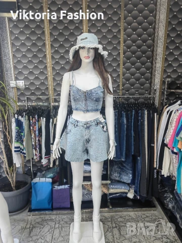 бюстие, снимка 2 - Корсети, бюстиета, топове - 51345184