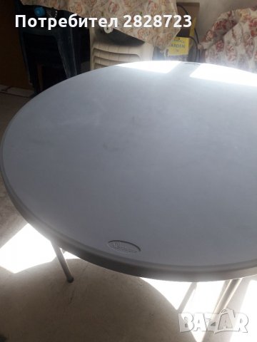 Маса,сива,пластмасова,гръцка