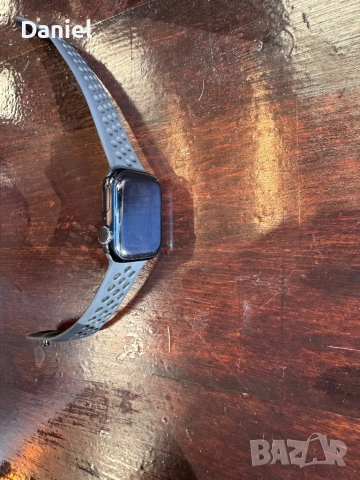Apple watch series 7 nike edition , снимка 4 - Друга електроника - 53474133