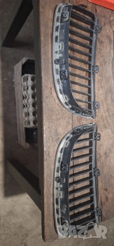 Оригинални бъбреци/решетки за БМВ Е90/Е91, снимка 2 - Части - 53481676