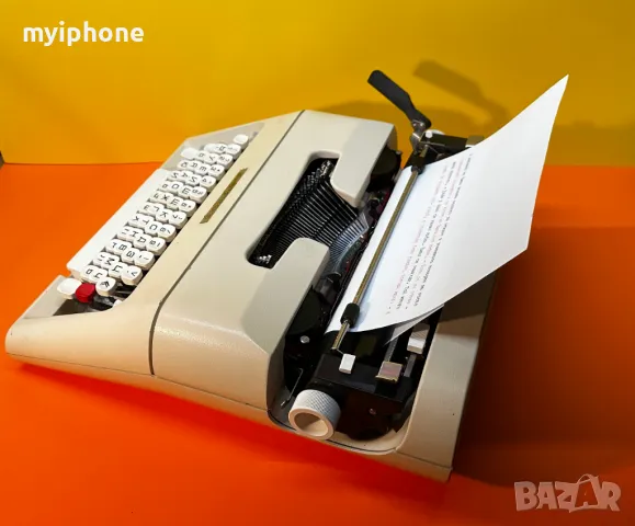 Пишеща Машина Olivetti Lettera 35 Клавиатура Кирилица Топ Състояние Нова лента, снимка 6 - Антикварни и старинни предмети - 49486981