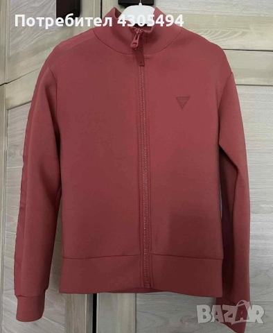 Оргинален суичър на Guess 