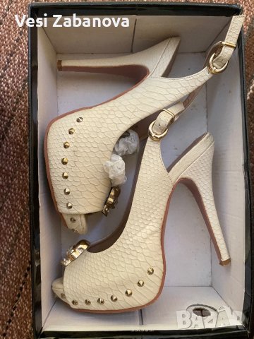 Дамски обувки