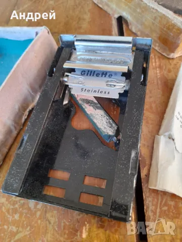 Старо точило за бръснарски ножчета, снимка 4 - Антикварни и старинни предмети - 48038651