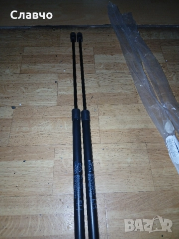 Амортисьори 5-та врата хюндай i30 хечбек , снимка 2 - Аксесоари и консумативи - 52083087