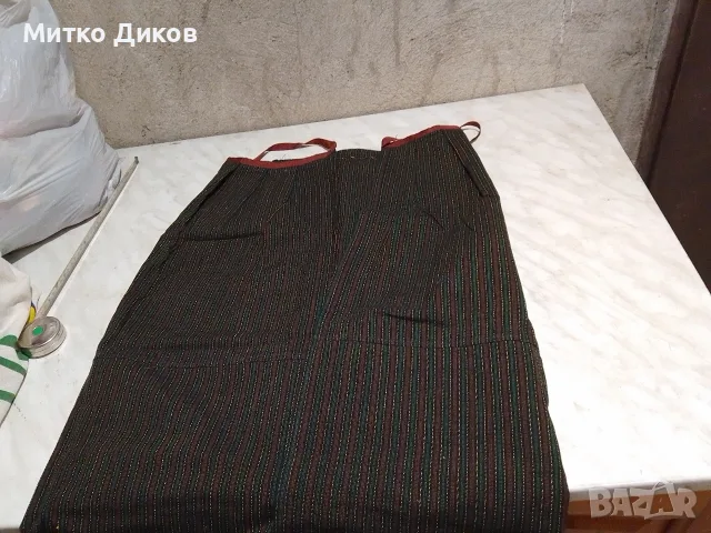 ръчно тъкана българска престилка фута с вертикални райета 67х100 см и отгоре додолу 70 см нова вълна