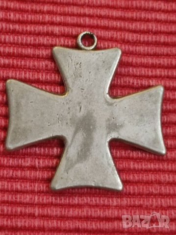 Стар емайлиран кръст. , снимка 3 - Колиета, медальони, синджири - 35978548