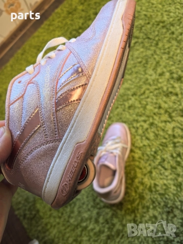 Маратонки с колелца 