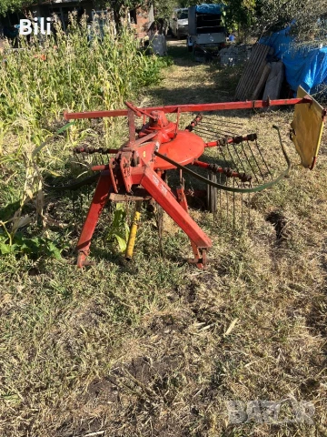 Немски роторен сеносъбирач , снимка 8 - Селскостопанска техника - 51154525