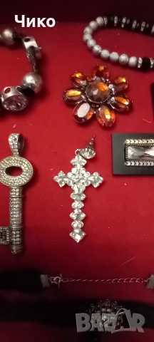 Най различни женски стари бижута, снимка 17 - Антикварни и старинни предмети - 52852305