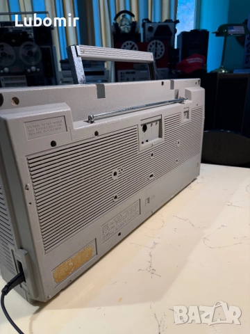 Радиокасетофон SATURN II-SANKEI TCR-S90, снимка 4 - Радиокасетофони, транзистори - 52521192