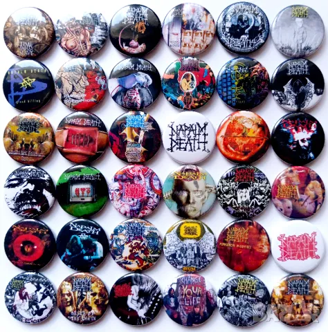 Значки на Napalm Death