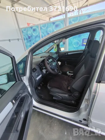 Продава се Опел Зафира, снимка 9 - Автомобили и джипове - 55774039