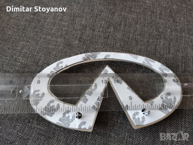 сребриста емблема Infiniti, снимка 3 - Аксесоари и консумативи - 34223761