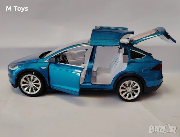 Метален модел Tesla Model X – 1:24 мащаб със звук и светлина! 🚗💡🔊