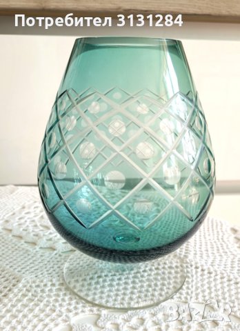 Кристална ваза гравирана зелена Германия 60-те години