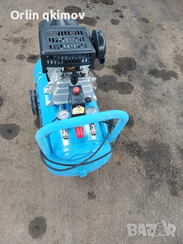 Компресор 50л, снимка 2 - Електродвигатели - 53596365