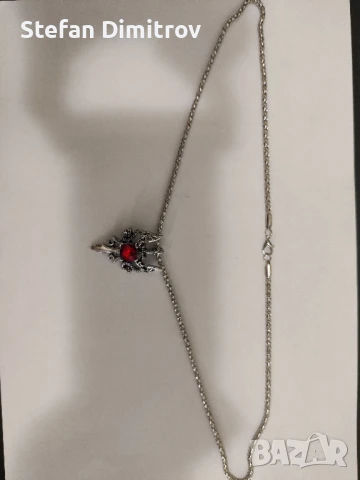 Гердан с меч и червен камък - Рицарски медальон