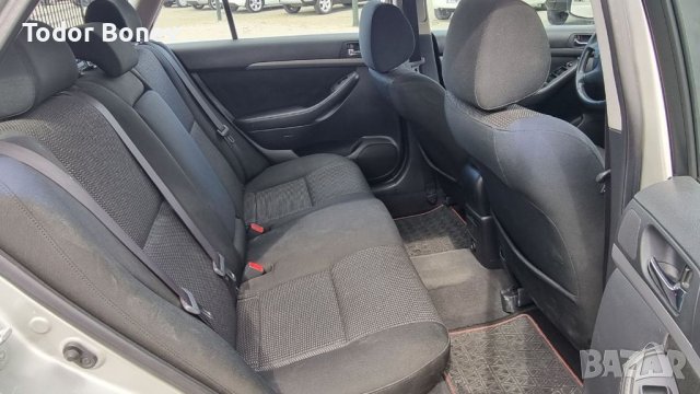 Продавам Тойота авенсис фейслифт 126кс., снимка 15 - Автомобили и джипове - 39154730